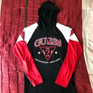 Men’s long sleeve Guess shirt with hood.